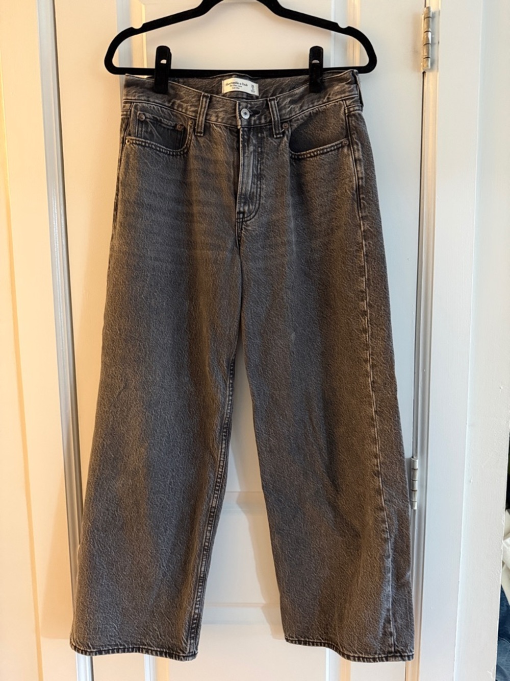 Abercrombie “The Low Loose” Wide Leg Women's Jeans in Washed Gray